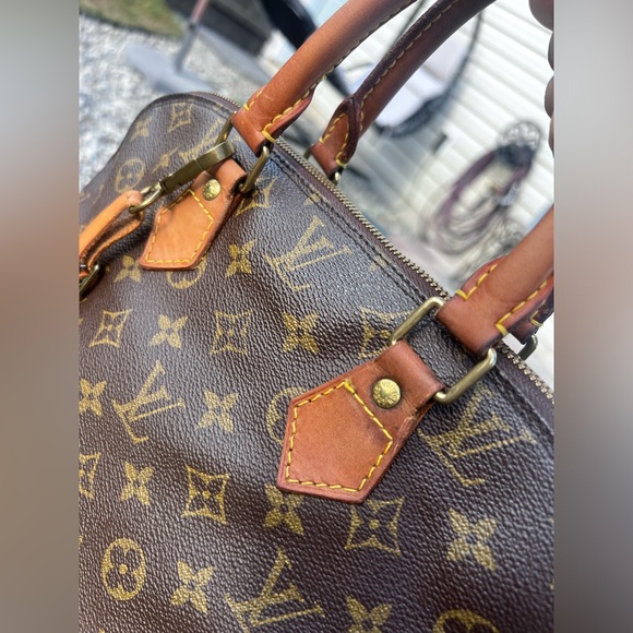 LV ALMA bag - Picture 7 of 16